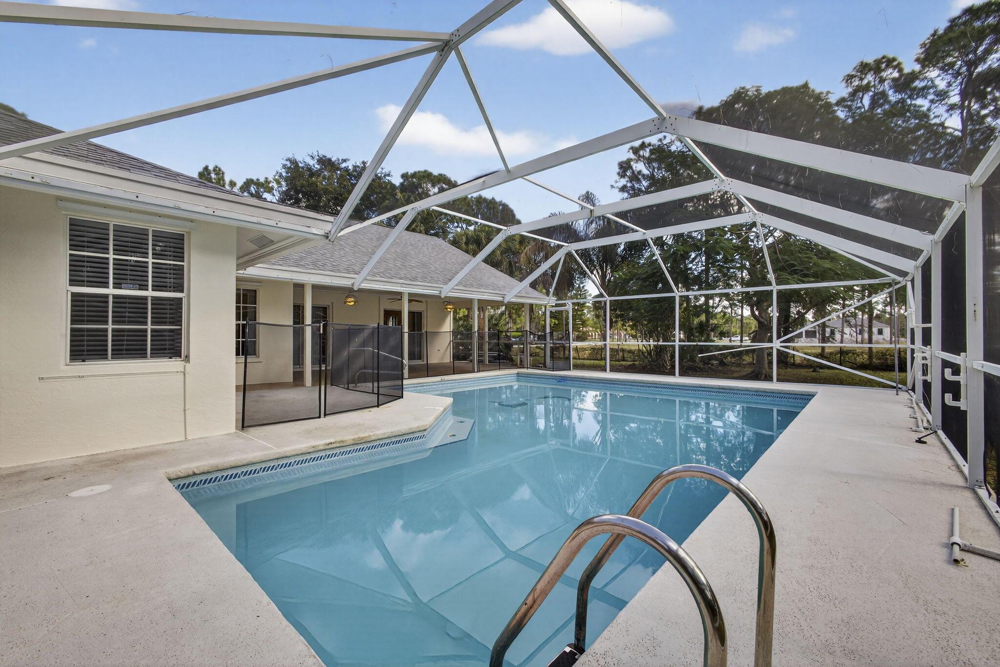 LOXAHATCHEE ACREAGE - Residential