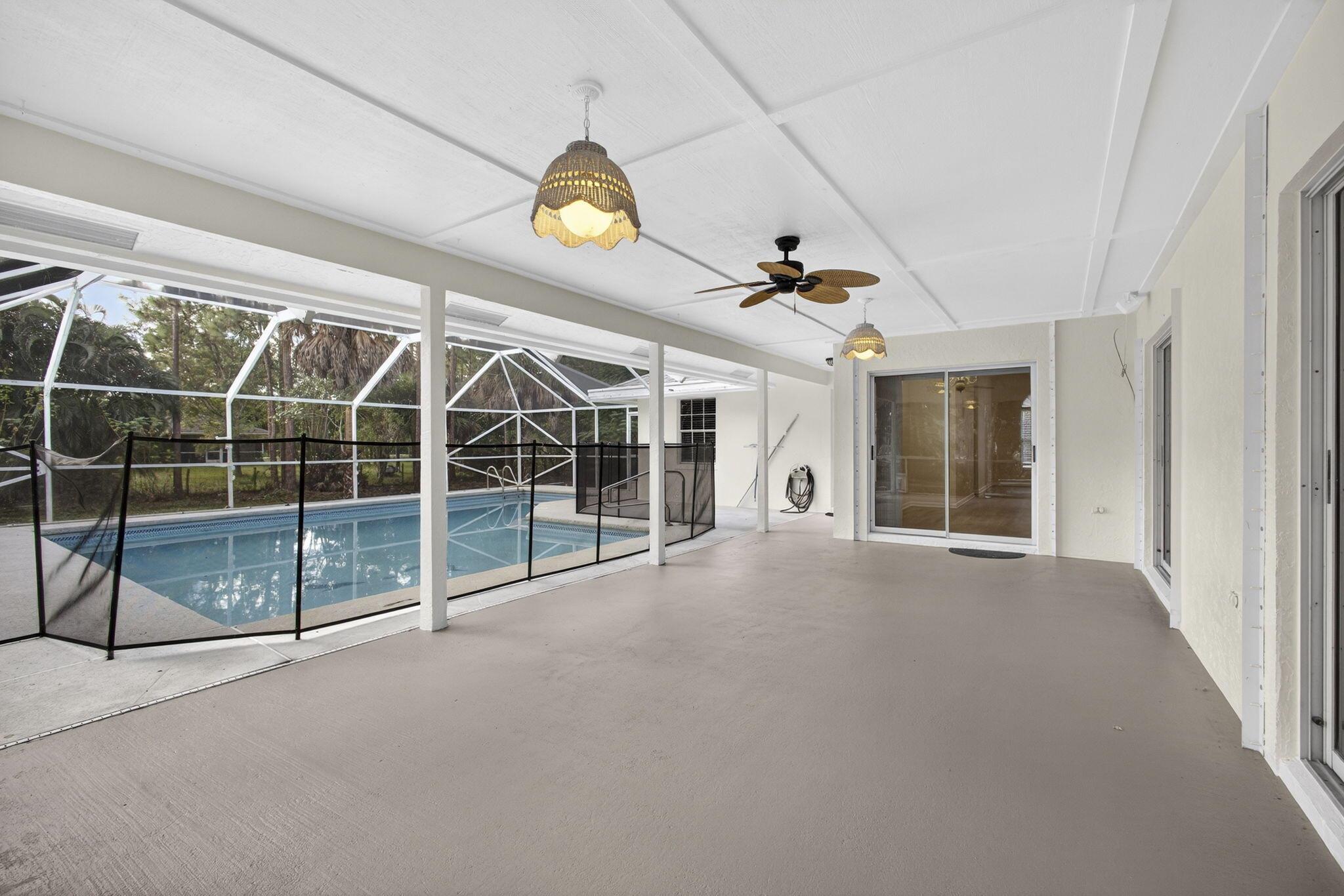 LOXAHATCHEE ACREAGE - Residential