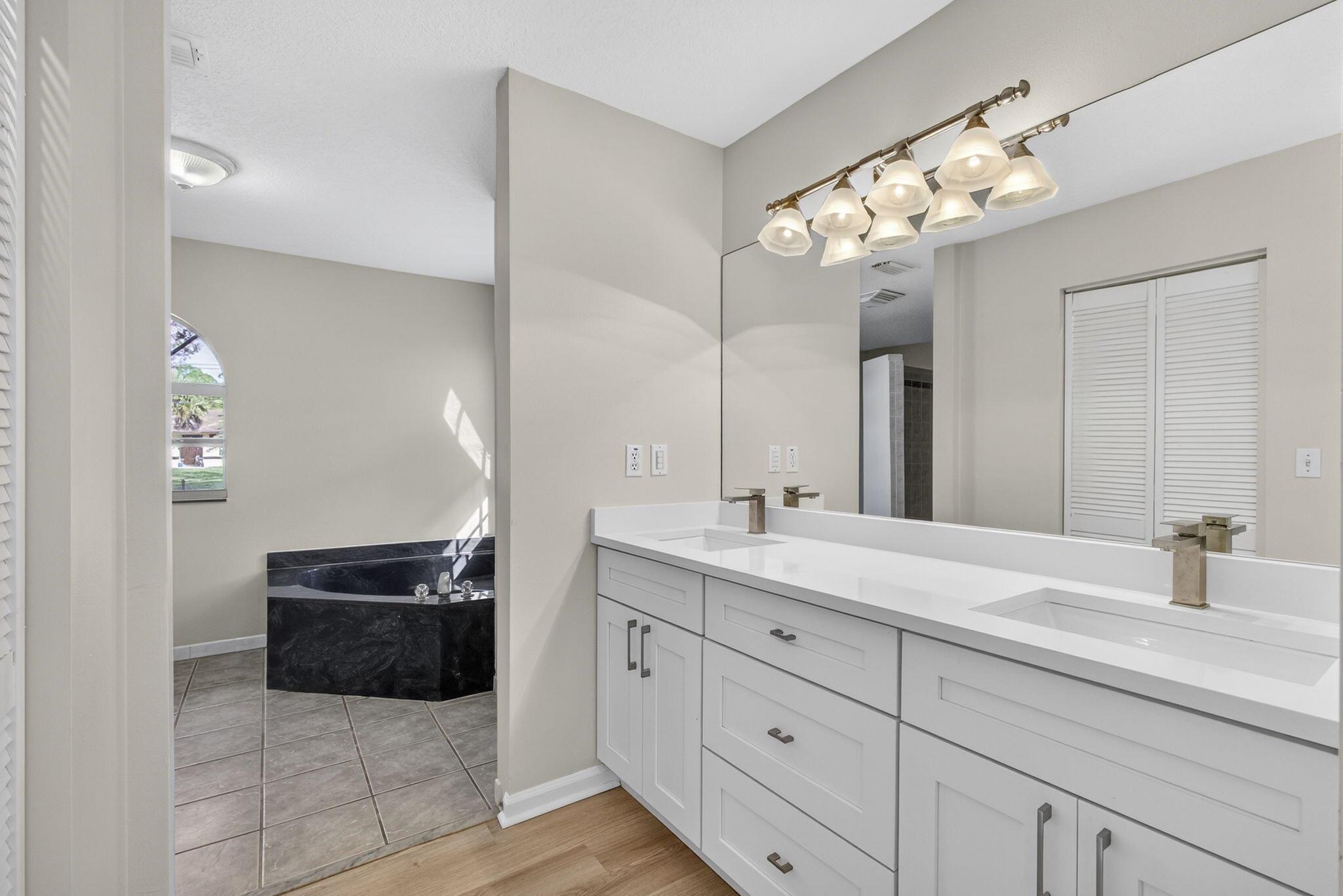 LOXAHATCHEE ACREAGE - Residential