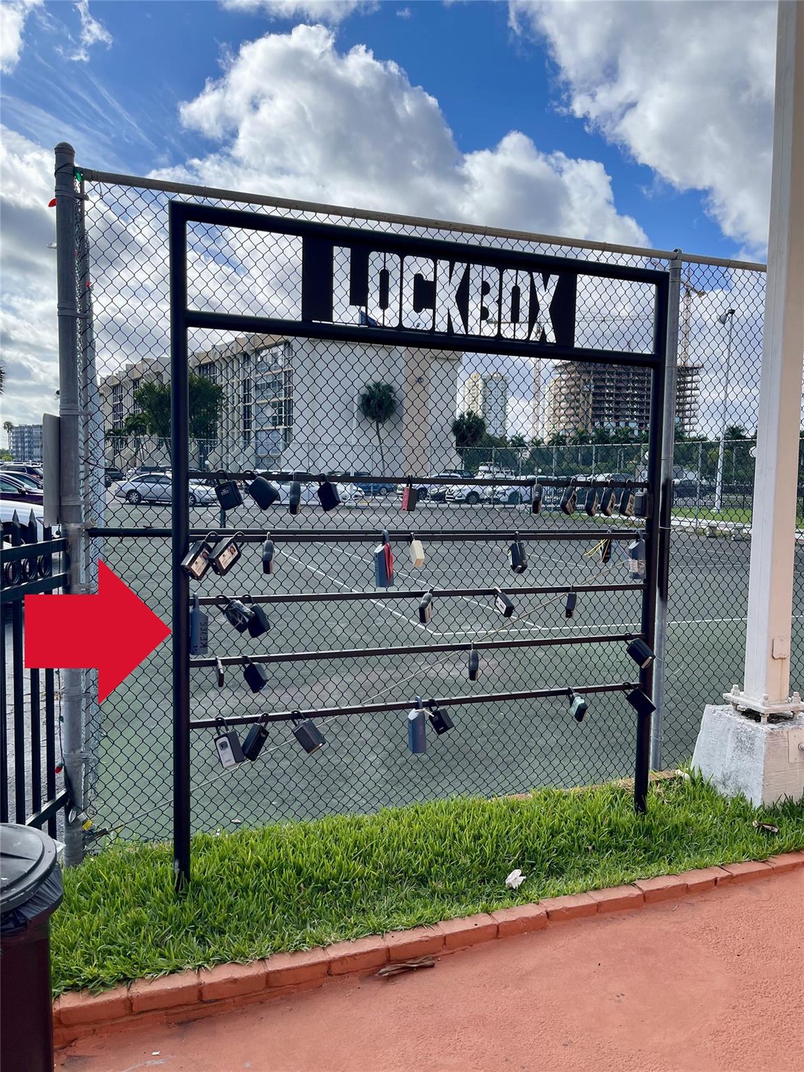 Desoto Park Condo - Residential Lease