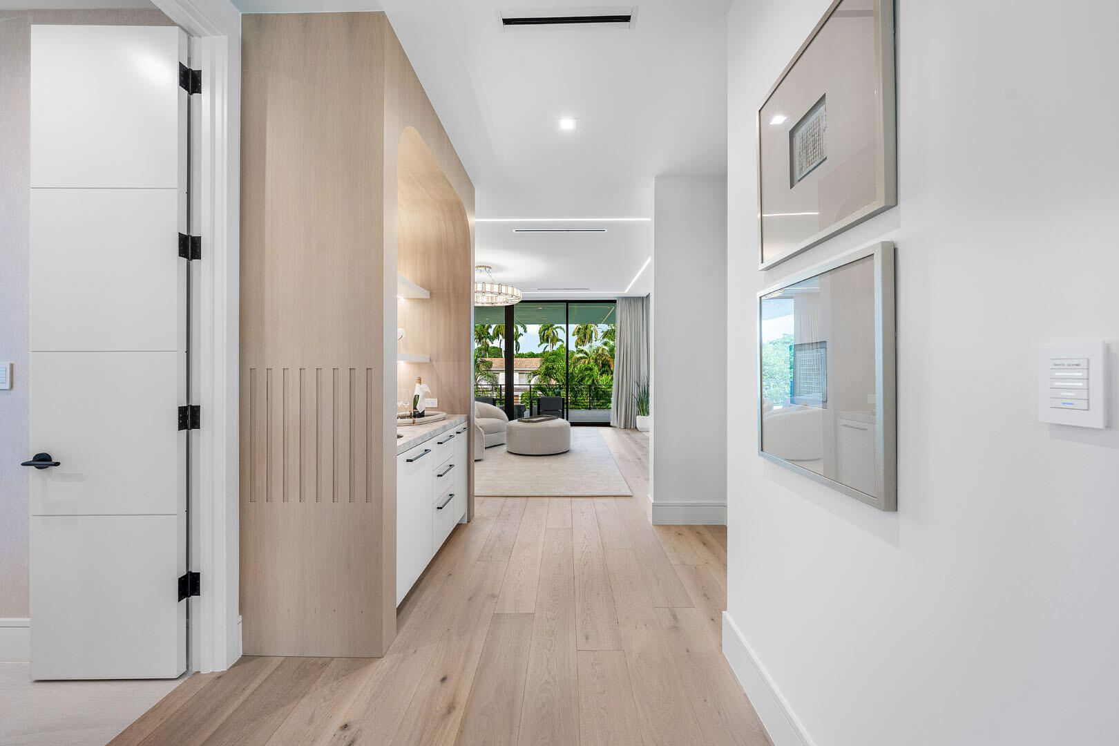 ROYAL PALM YACHT & COUNTRY CLUB - Residential