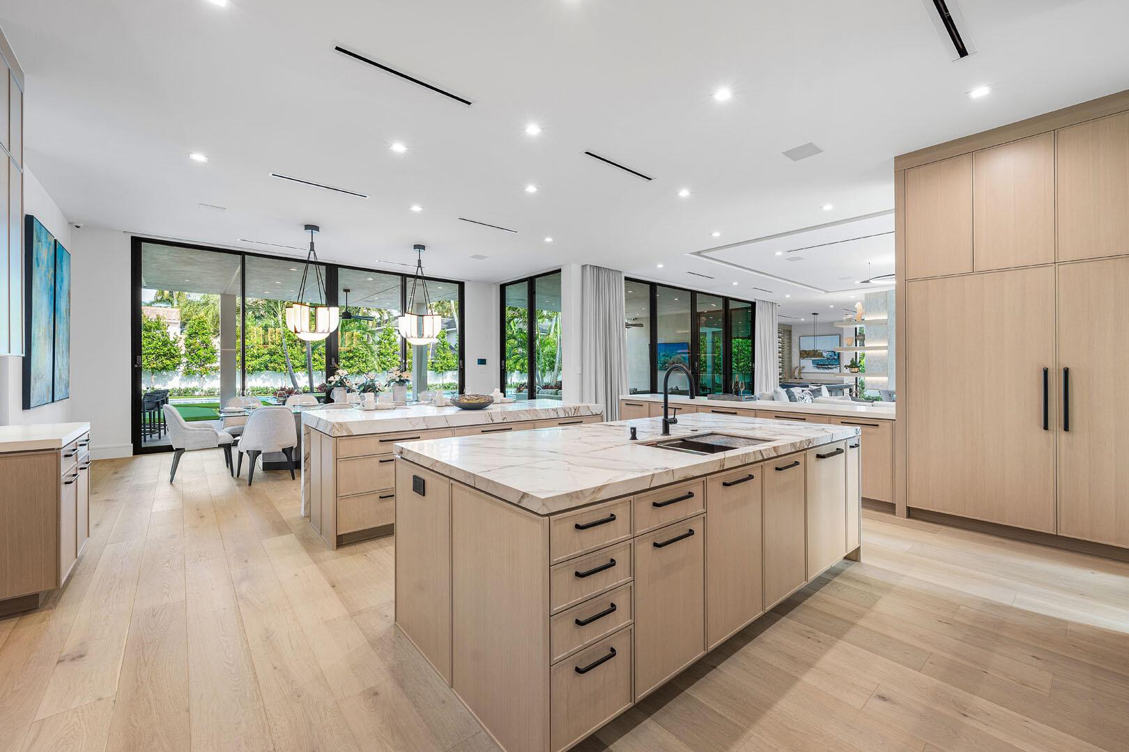 ROYAL PALM YACHT & COUNTR - Residential