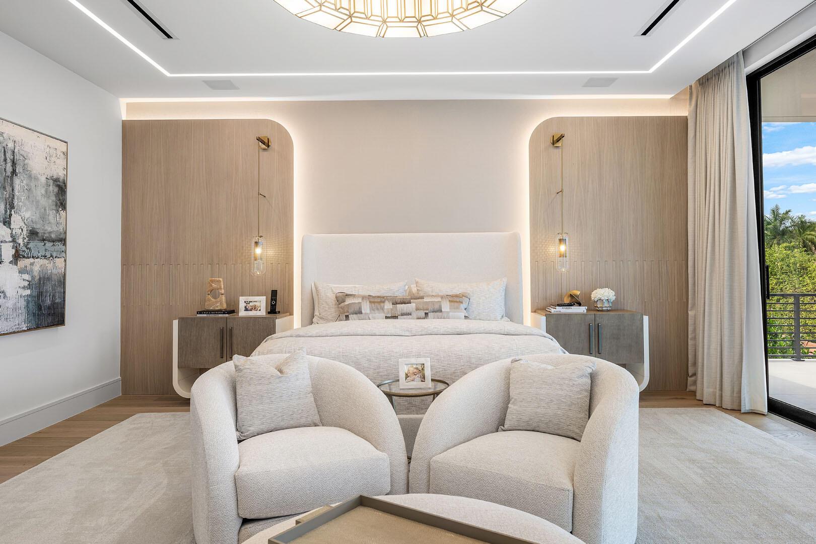 ROYAL PALM YACHT & COUNTR - Residential