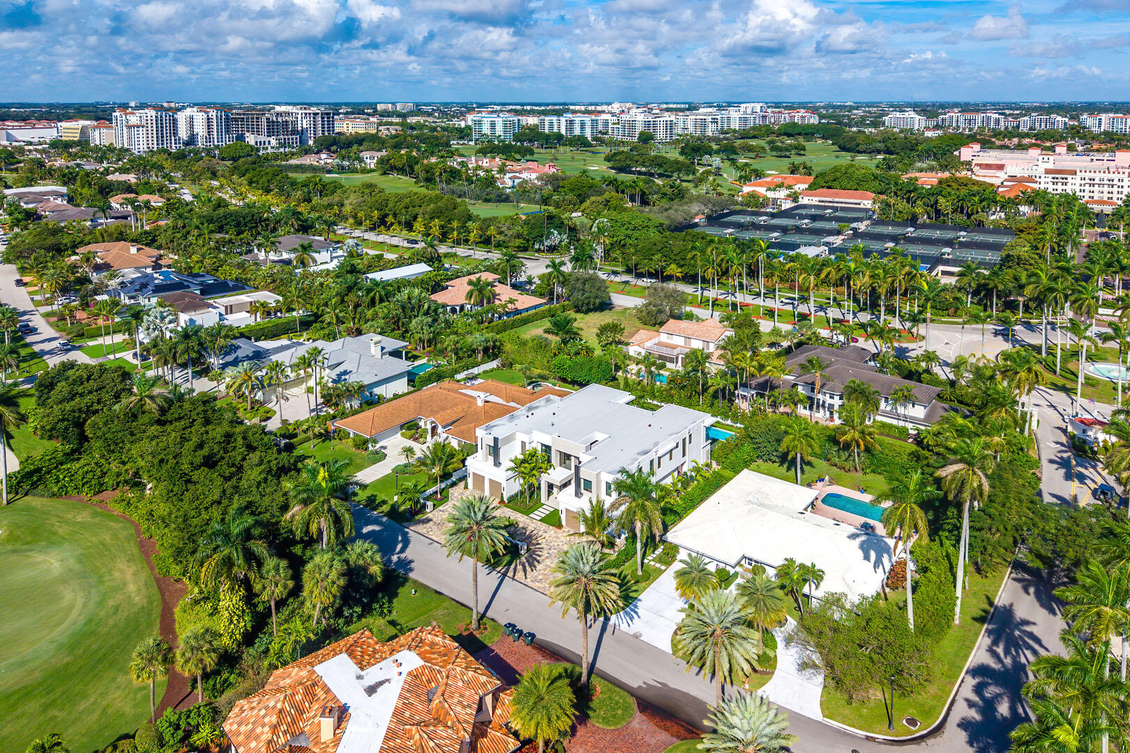 ROYAL PALM YACHT & COUNTRY CLUB - Residential