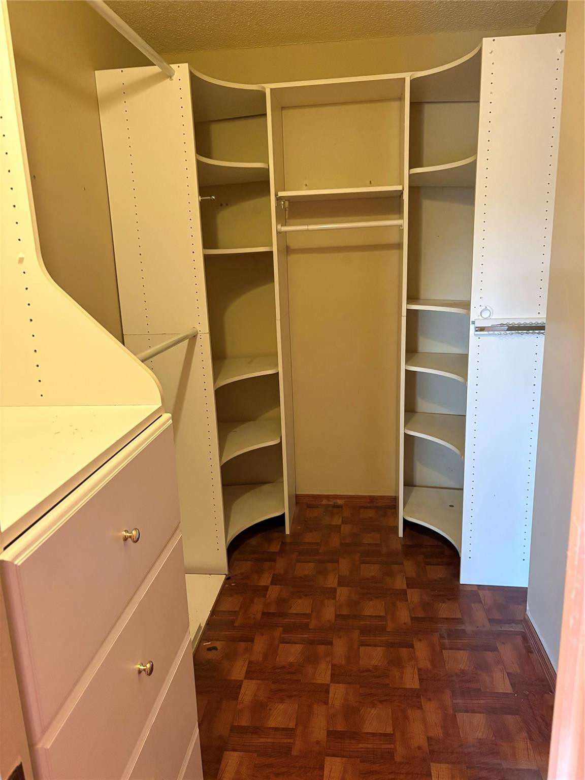 ASHMONT - Residential