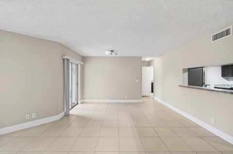 Tiny photo for 9901 Westview Drive #324, Coral Springs, FL 33076 (MLS # R11160461)
