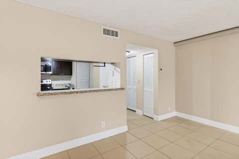 Tiny photo for 9901 Westview Drive #324, Coral Springs, FL 33076 (MLS # R11160461)