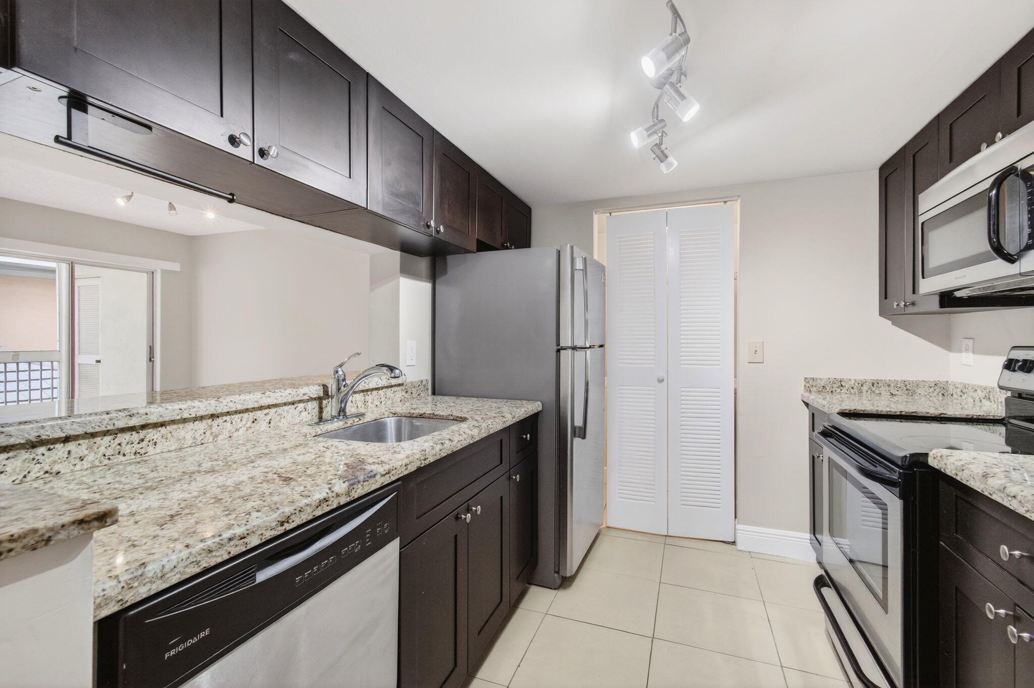CITATION WAY CONDO - Residential