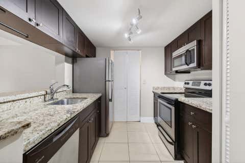 Tiny photo for 9901 Westview Drive #324, Coral Springs, FL 33076 (MLS # R11160461)