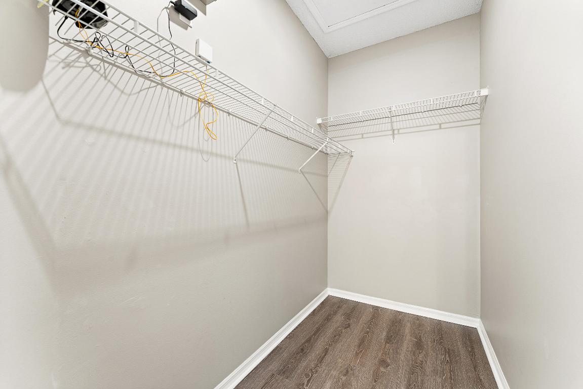 Tequesta Trace - Residential