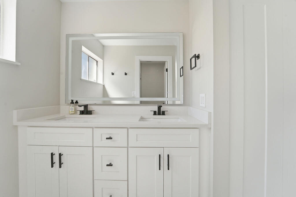 RAINBERRY LAKE PH IV-A - Residential