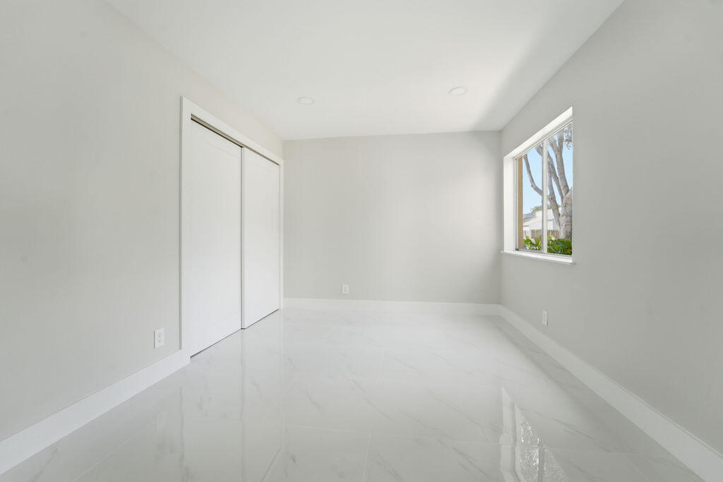 RAINBERRY LAKE PH IV-A - Residential