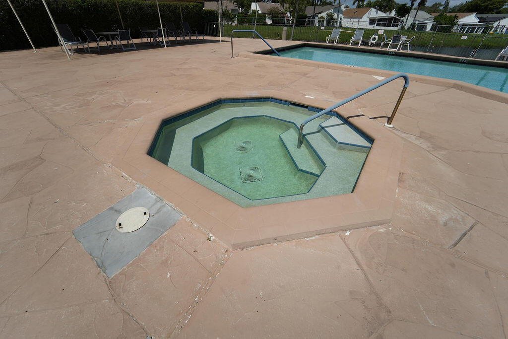 RAINBERRY LAKE PH IV-A - Residential