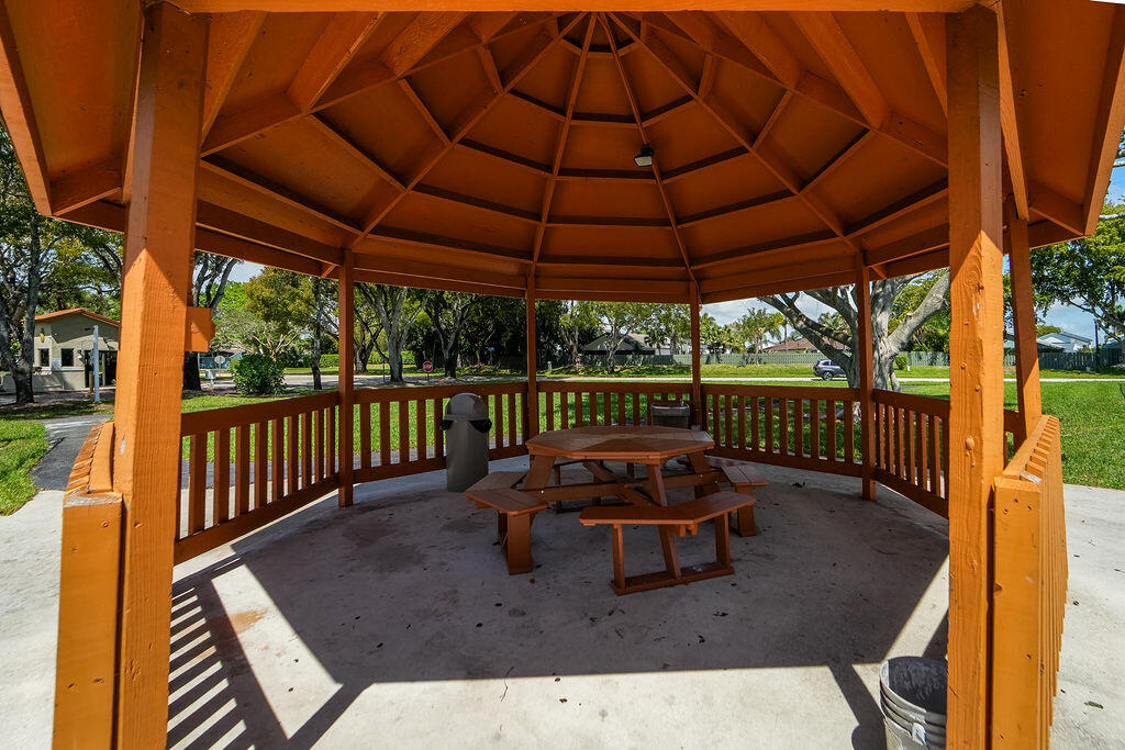 RAINBERRY LAKE PH IV-A - Residential