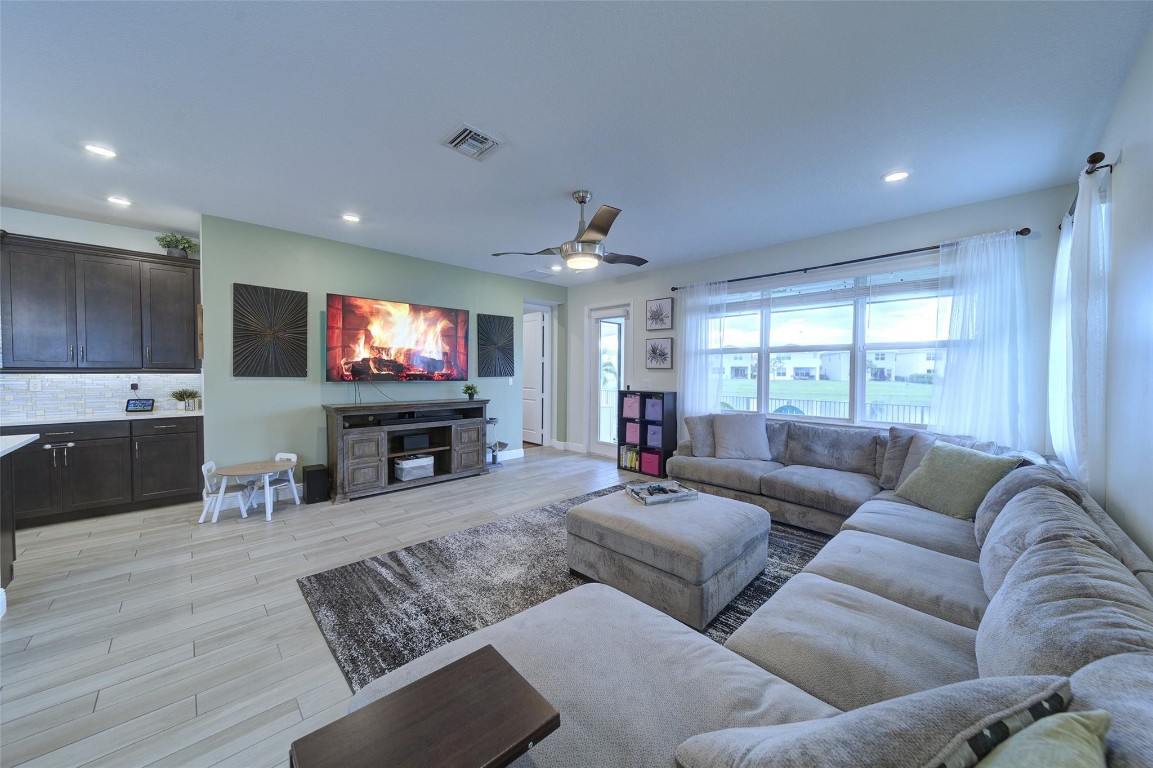 Crystal Lake 1st Sec 58-3 - Residential