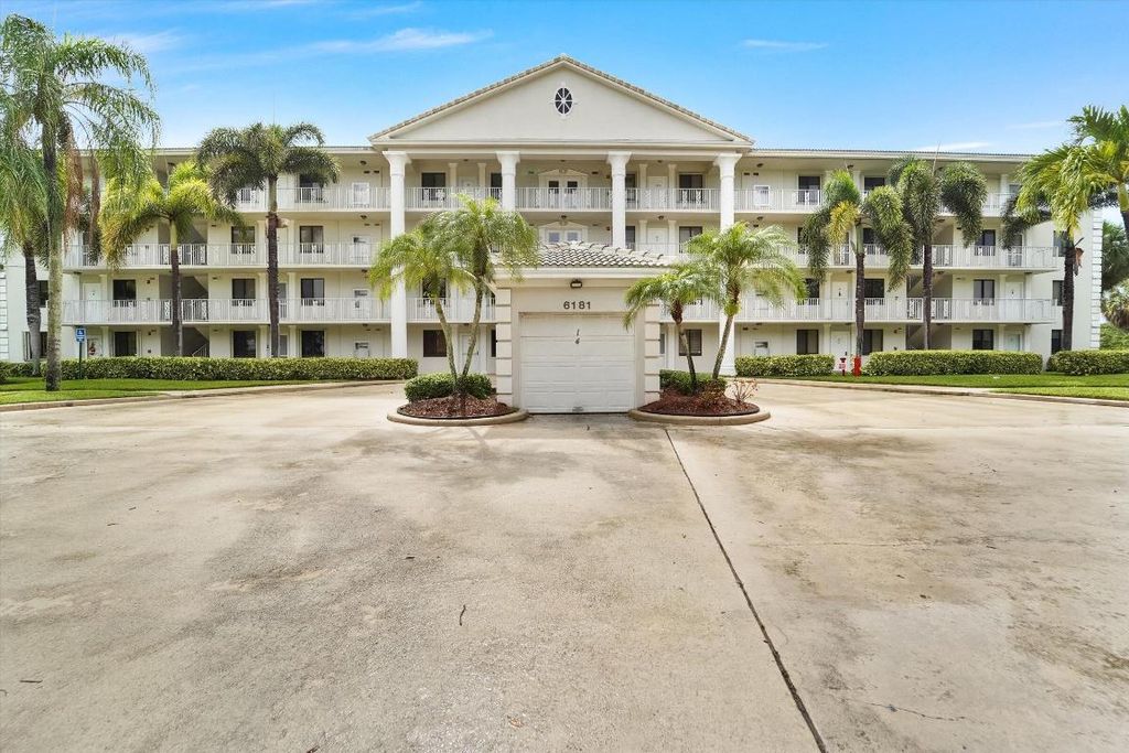 Photo of 6181 Balboa Circle #303, Boca Raton, FL 33433 (MLS # R11139529)