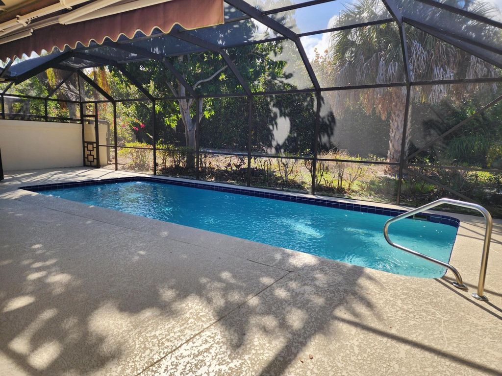 Photo of 232 River Park Drive, Jupiter, FL 33477 (MLS # B26001978)