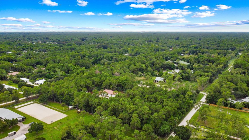 Photo of 18420 Windsong Way N, Jupiter, FL 33478 (MLS # R11119983)