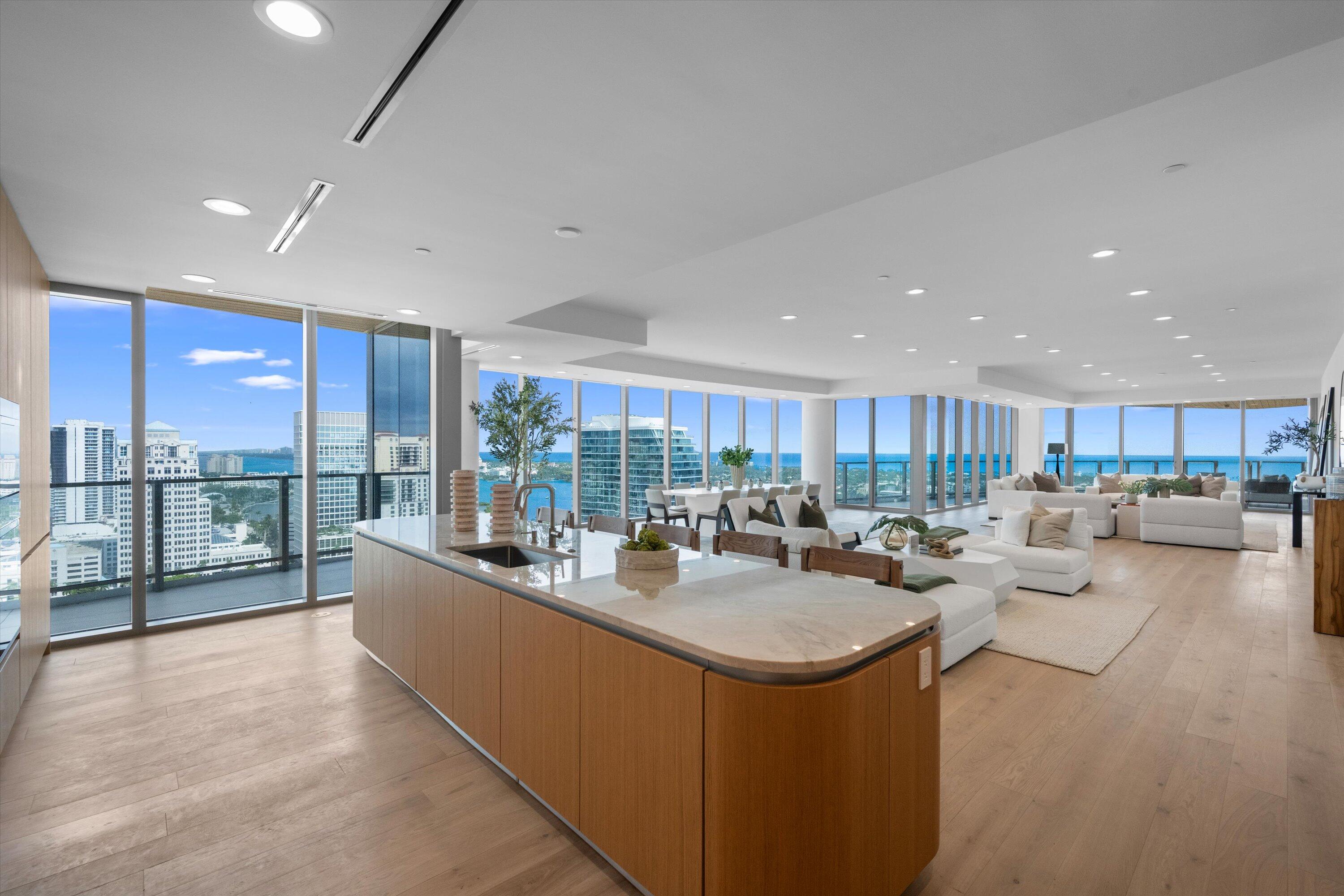 FORTE RESIDENCES CONDO - Residential