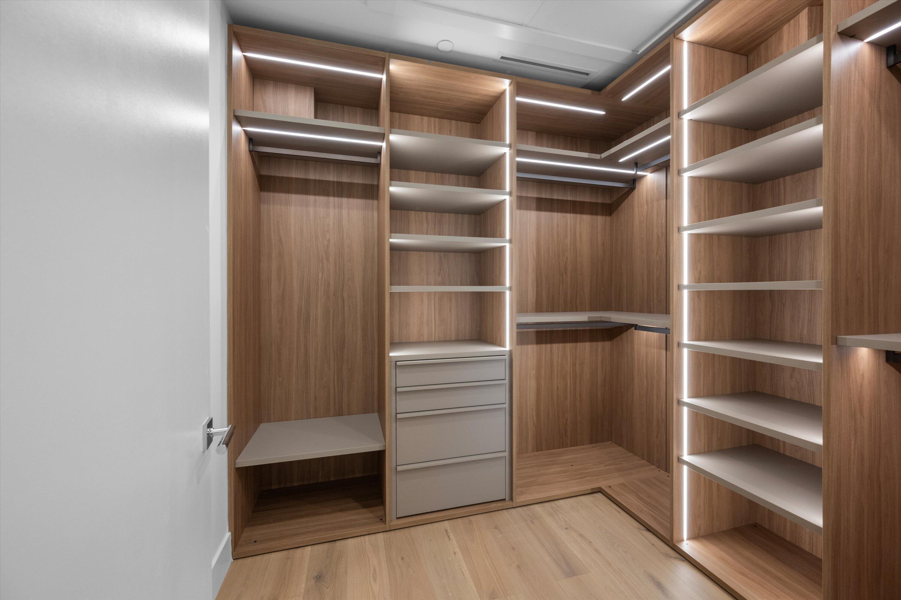 FORTE RESIDENCES CONDO - Residential