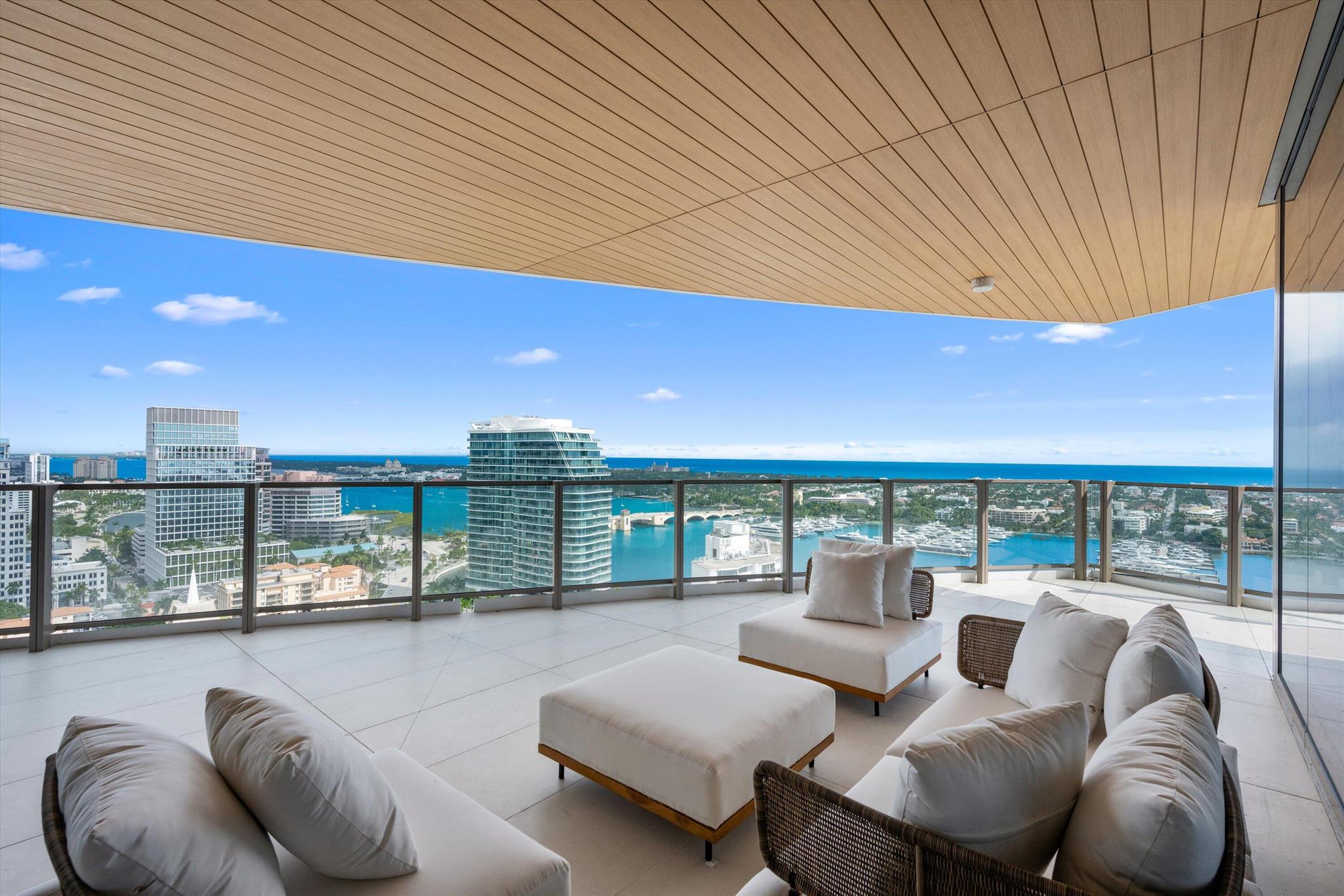 FORTE RESIDENCES CONDO - Residential