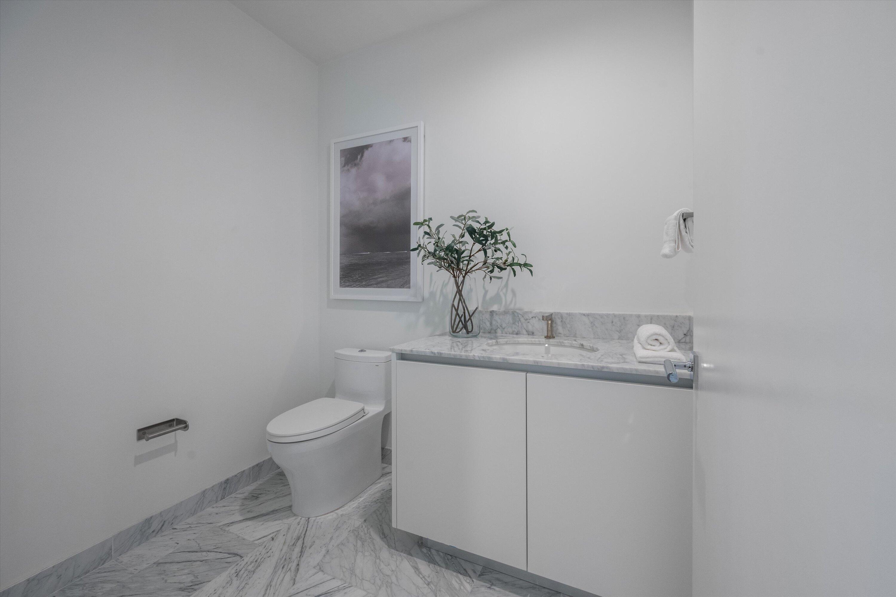 FORTE RESIDENCES CONDO - Residential