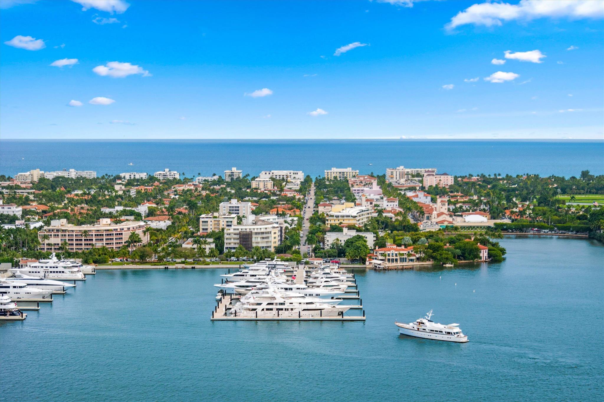 FORTE RESIDENCES CONDO - Residential