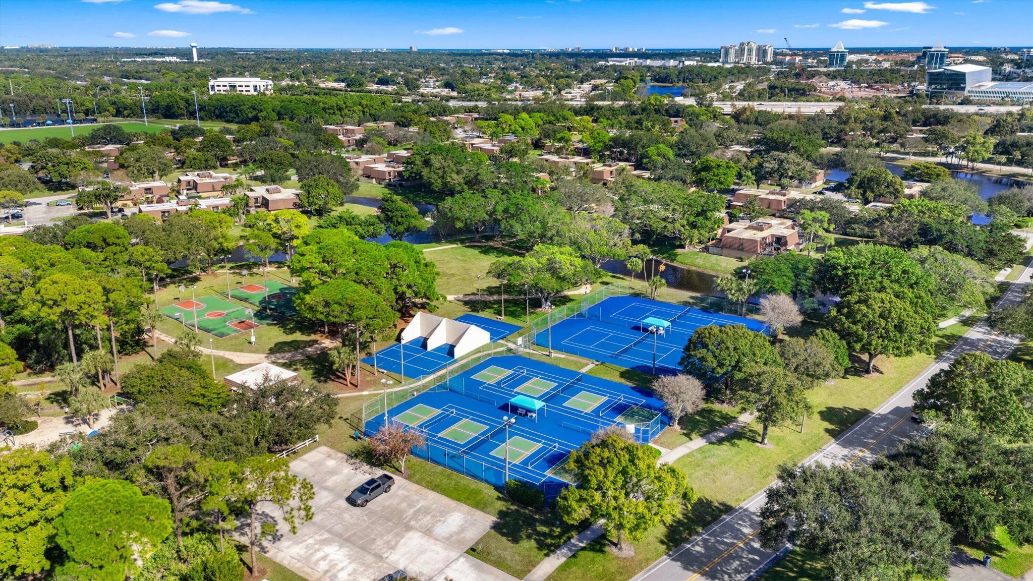 GARDEN LAKES AND GARDEN S - Residential