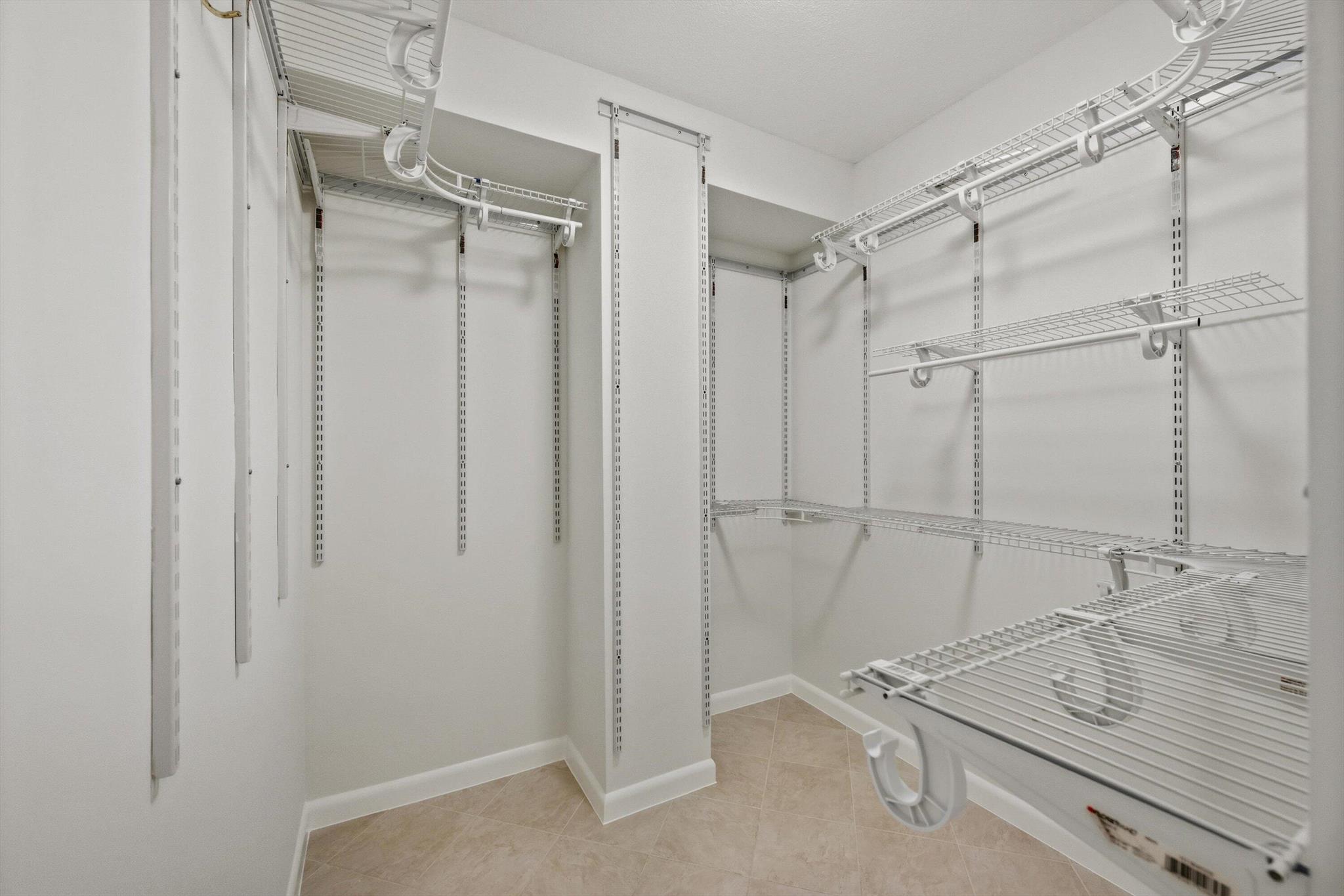 GARDEN LAKES AND GARDEN S - Residential