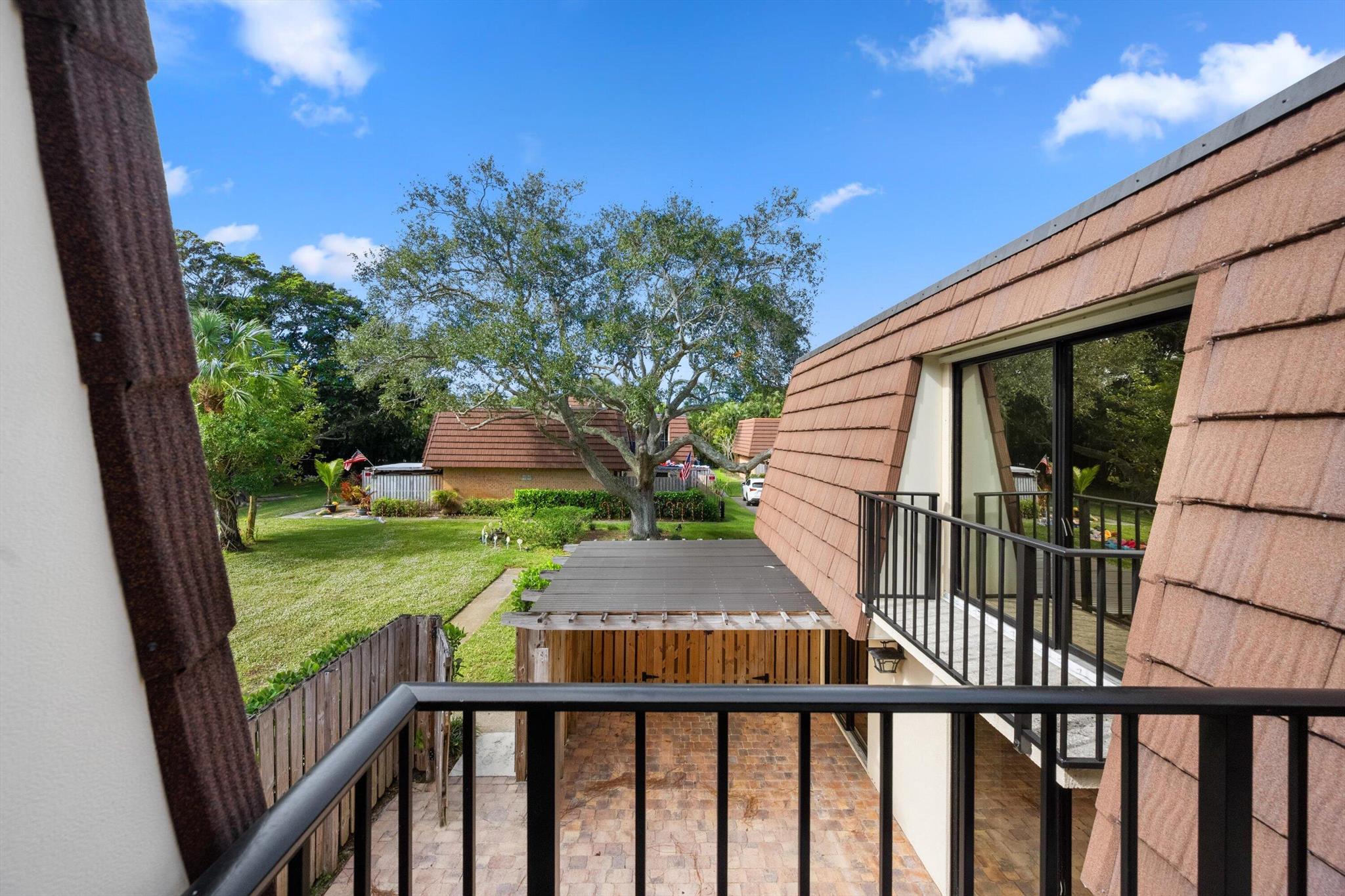 GARDEN LAKES AND GARDEN S - Residential