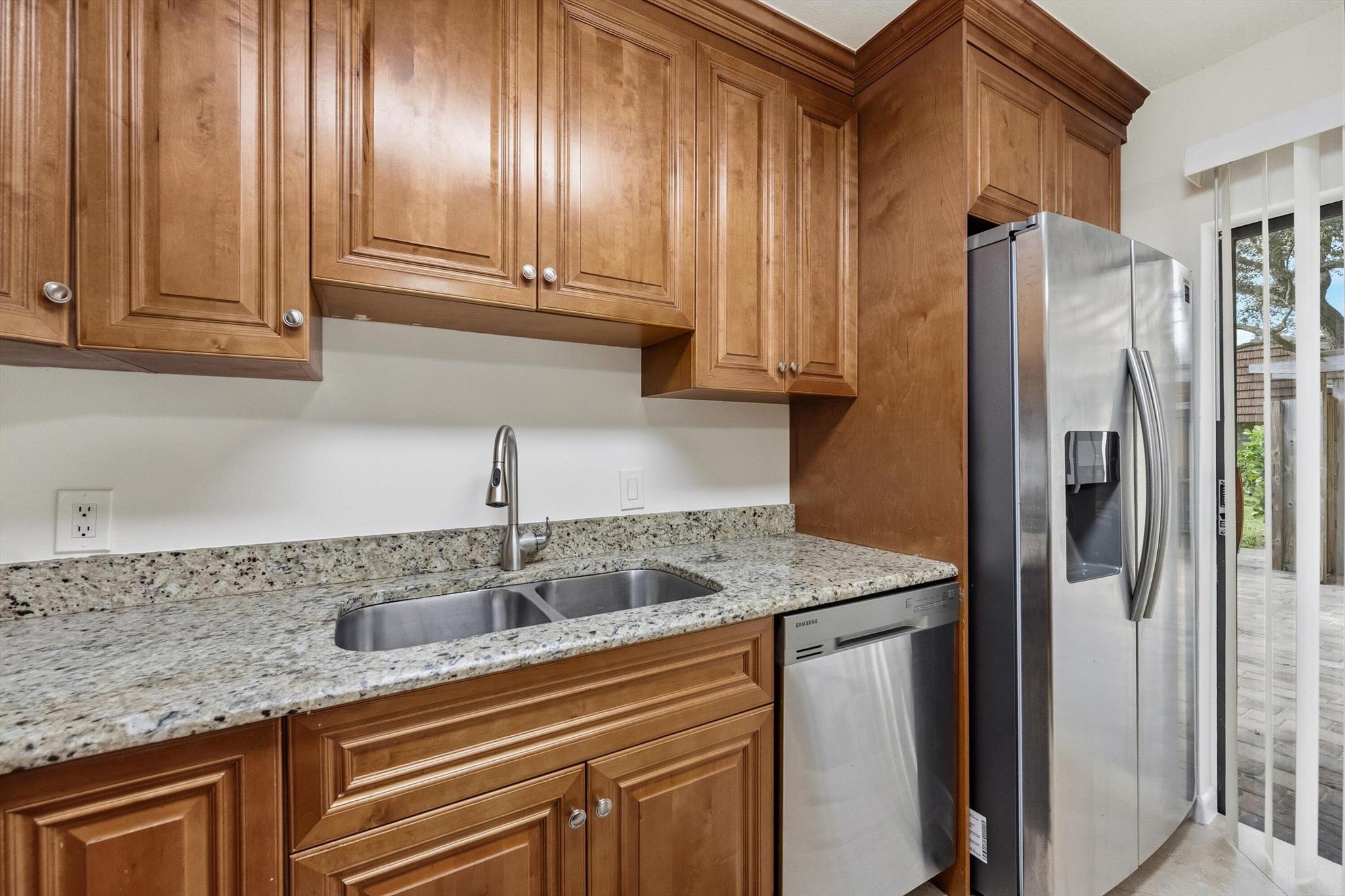 GARDEN LAKES AND GARDEN S - Residential