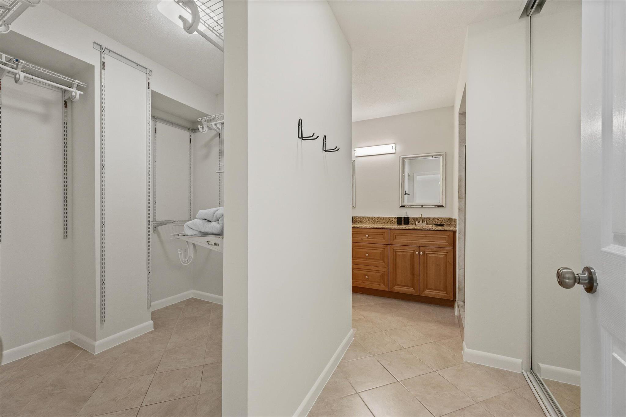 GARDEN LAKES AND GARDEN S - Residential