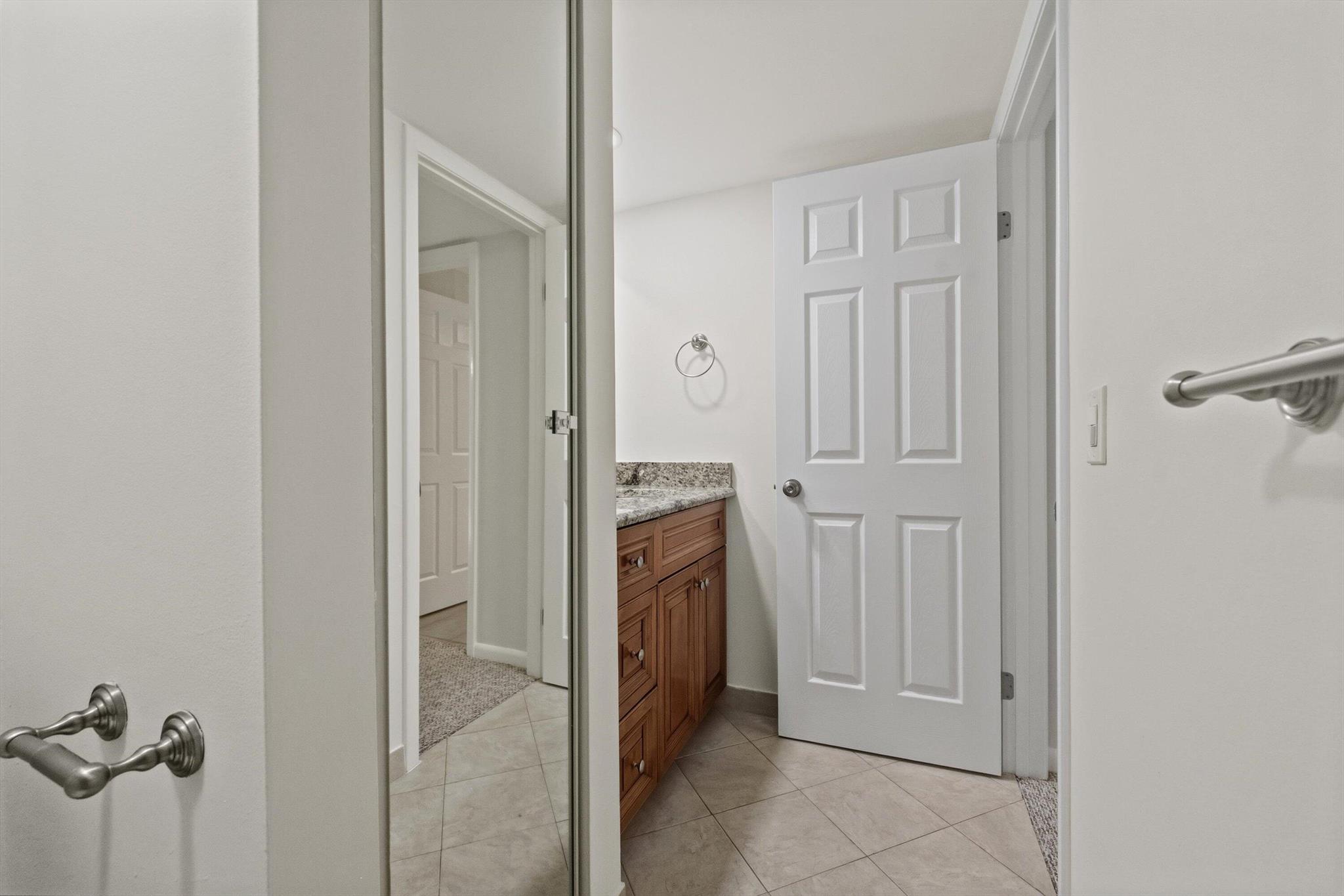 GARDEN LAKES AND GARDEN S - Residential