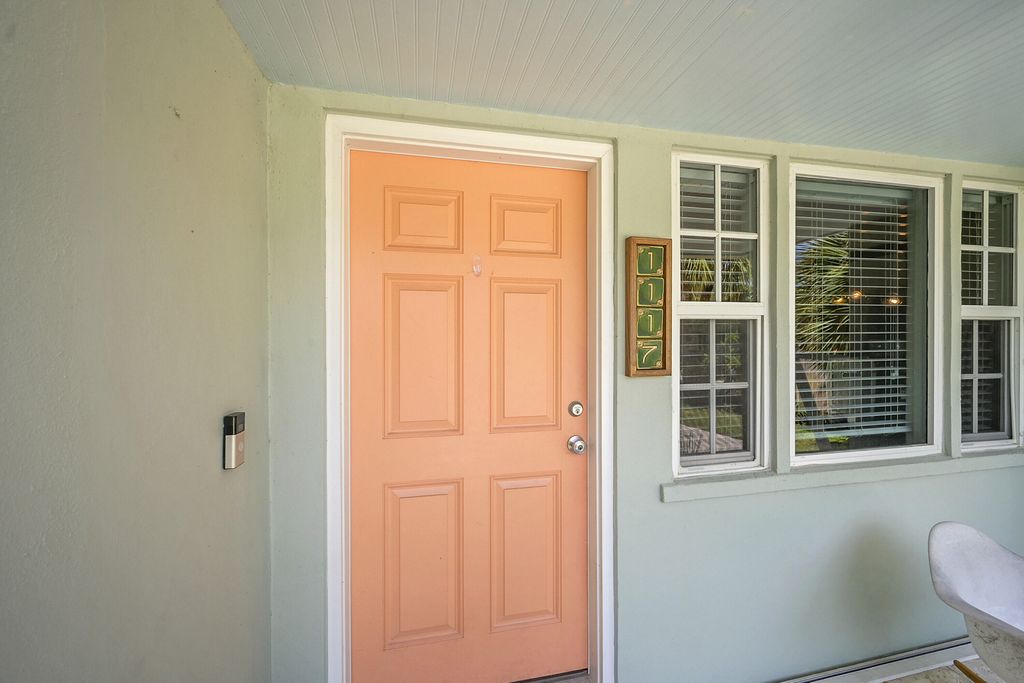 Photo of 1117 S Palmway, Lake Worth Beach, FL 33460 (MLS # R11118828)