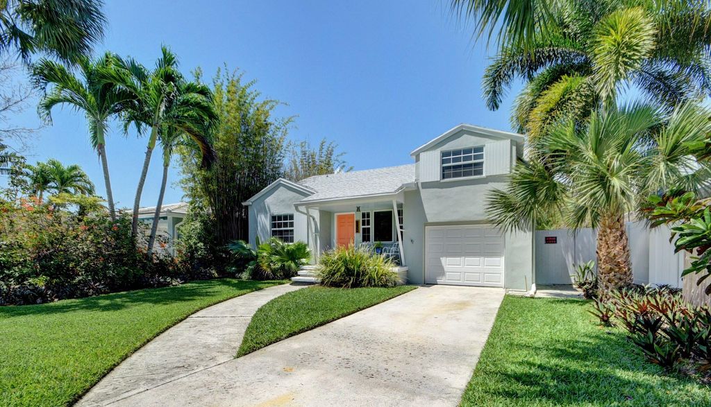 Photo of 1117 S Palmway, Lake Worth Beach, FL 33460 (MLS # R11118828)