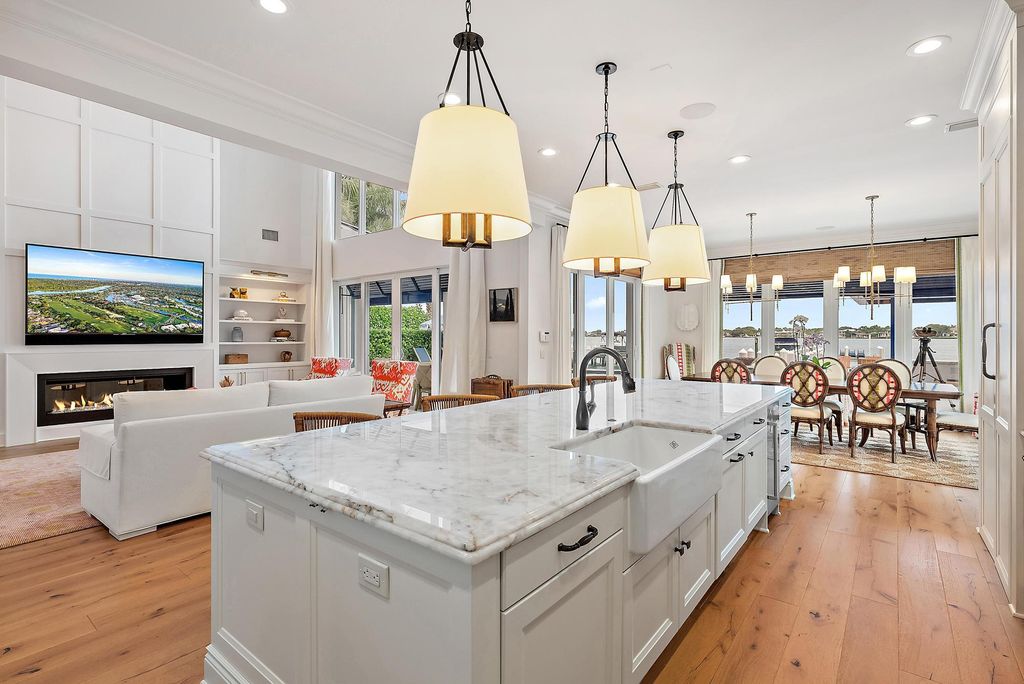 Photo of 18258 Perigon Way, Jupiter, FL 33458 (MLS # R11116622)