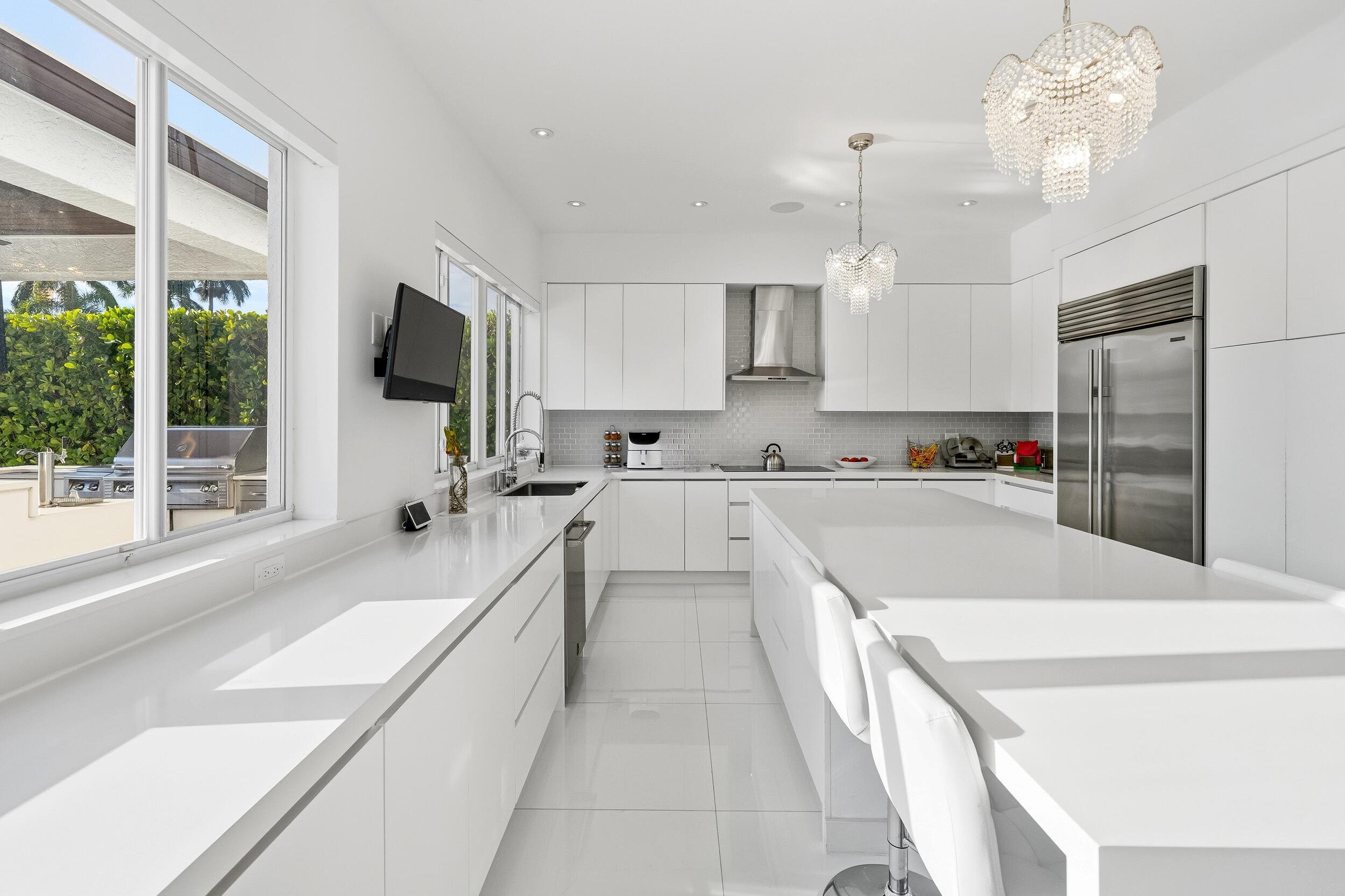 EASTERN SHORES - Residential