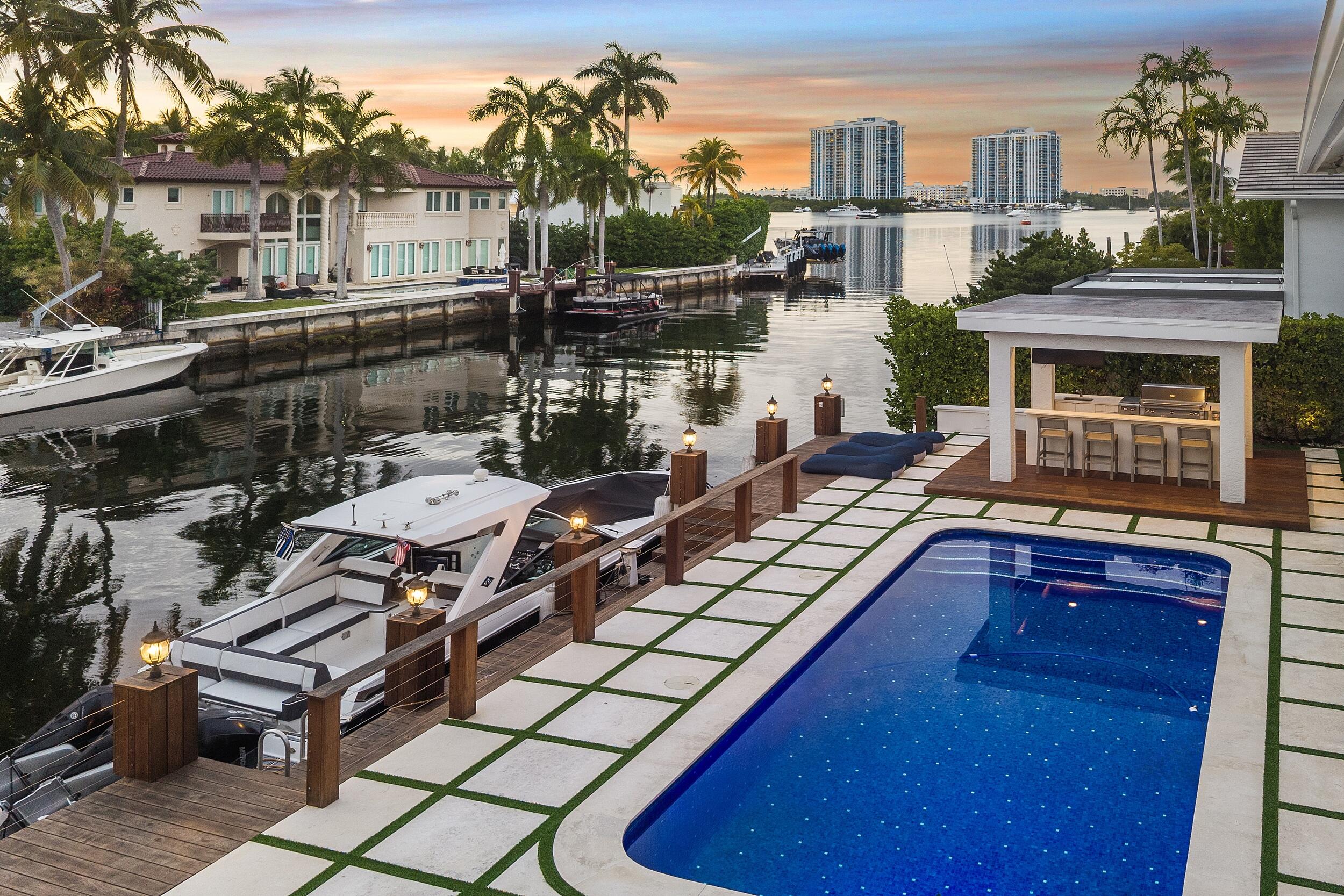 EASTERN SHORES - Residential