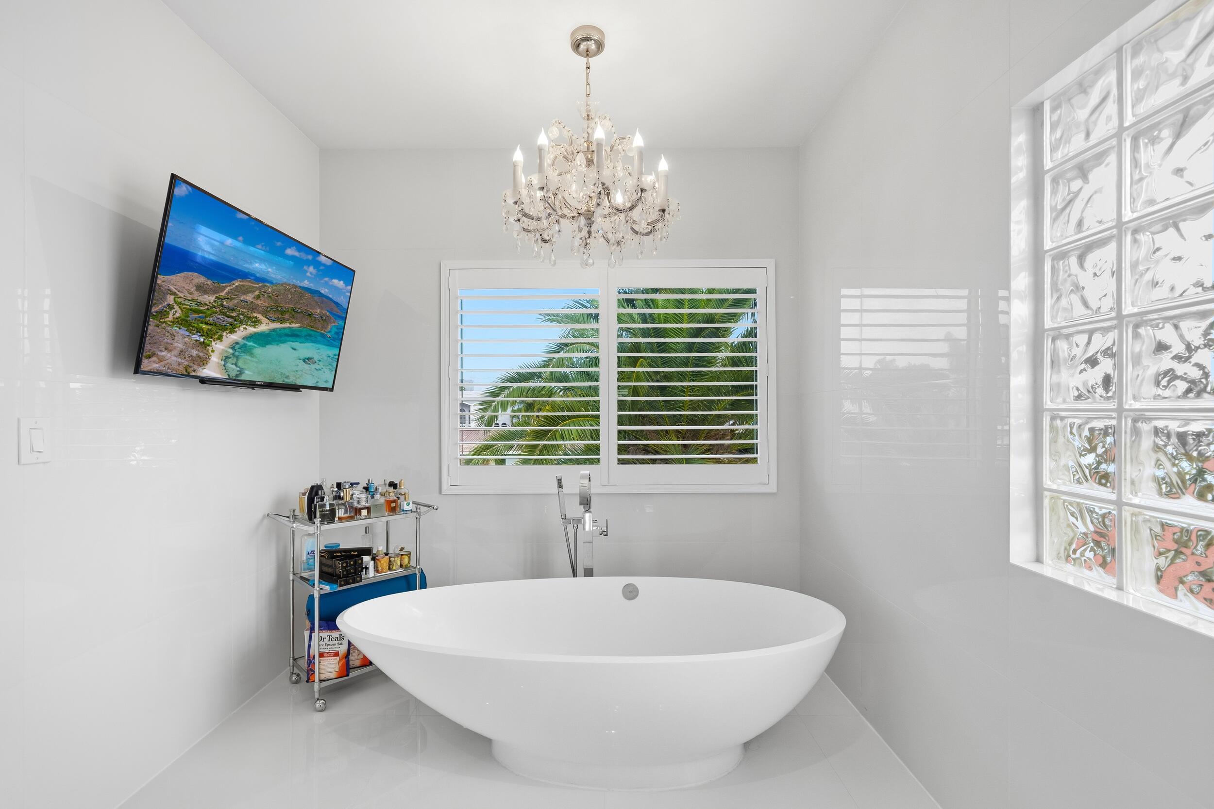 EASTERN SHORES - Residential