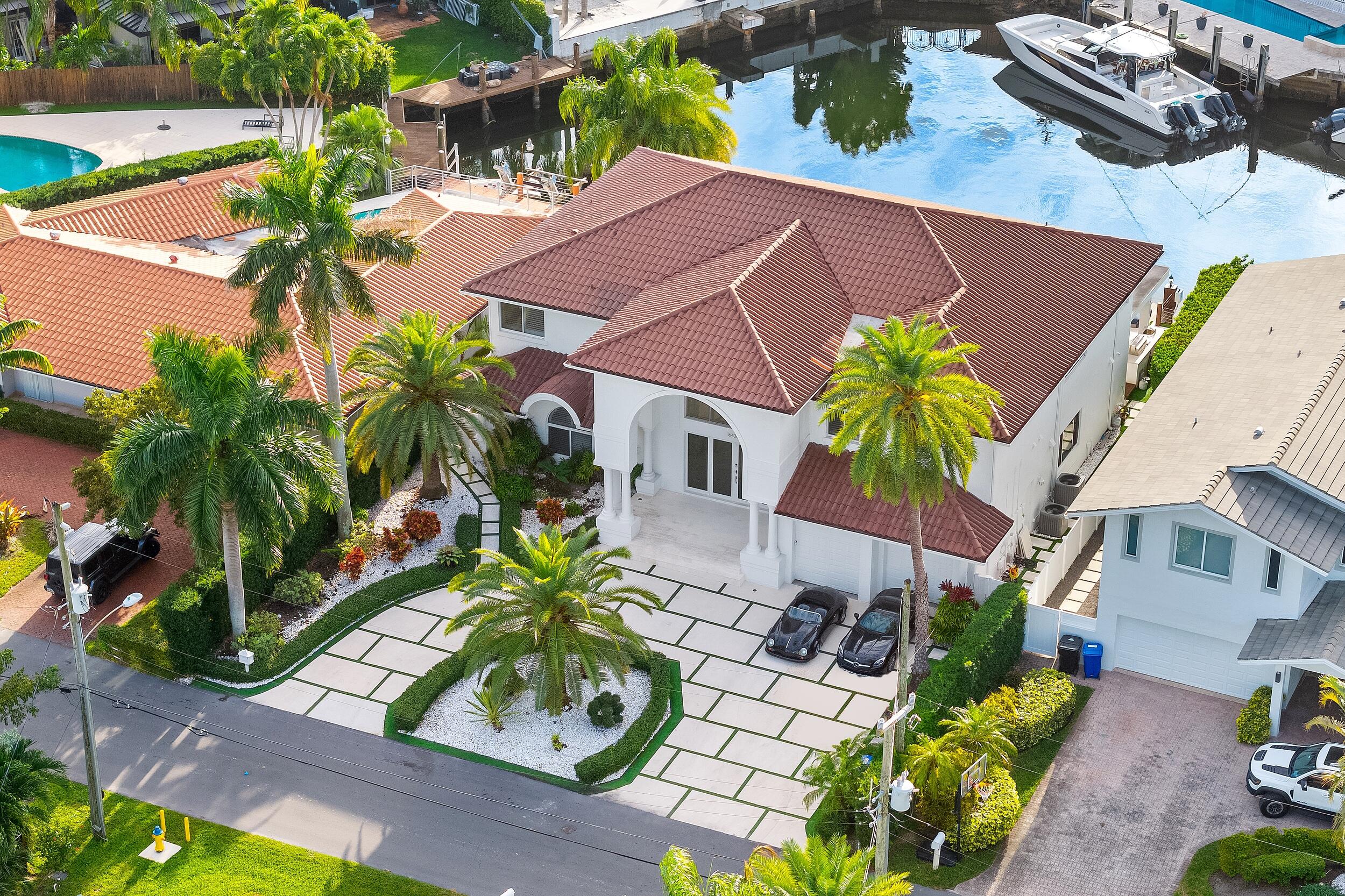 EASTERN SHORES - Residential