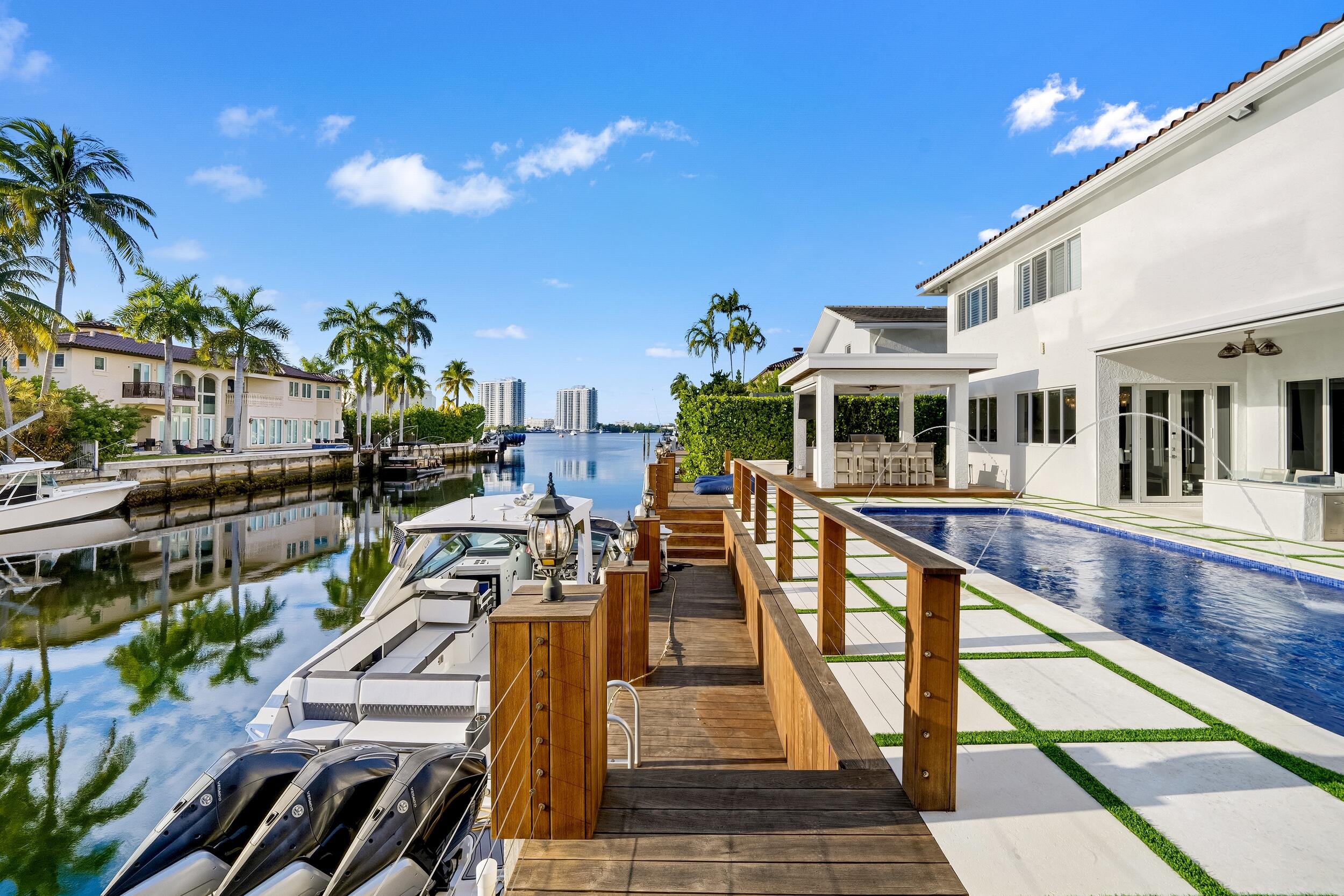 EASTERN SHORES - Residential