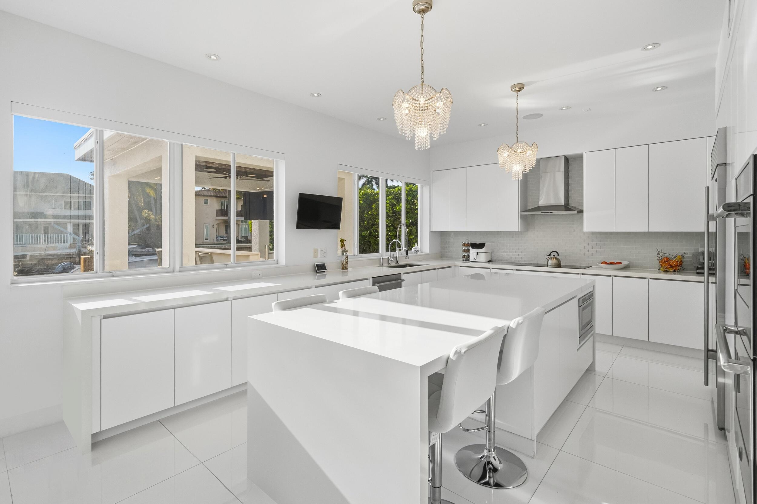 EASTERN SHORES - Residential