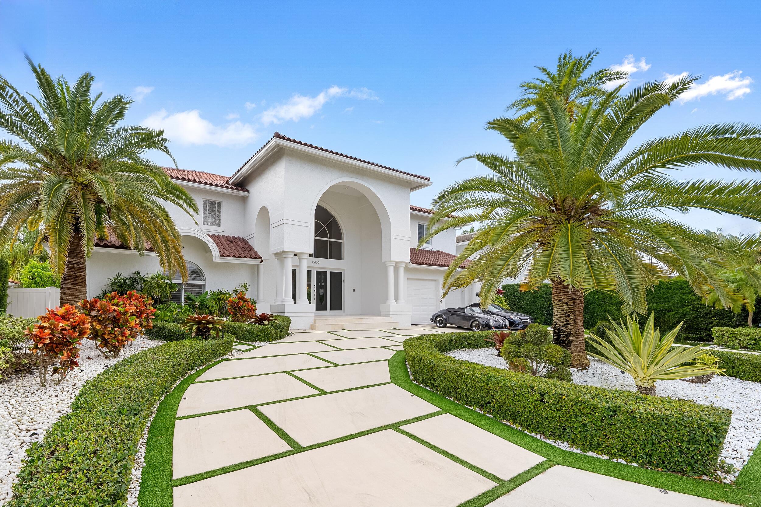 EASTERN SHORES - Residential