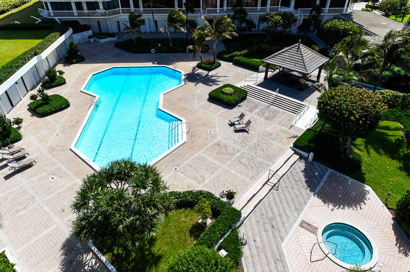 TWENTY ONE HUNDRED CONDO - Residential