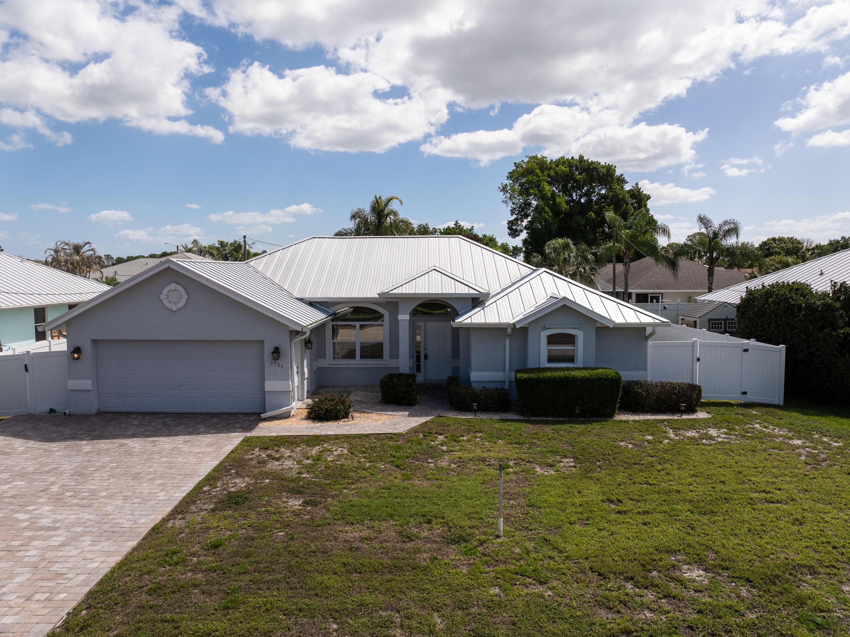 PORT ST LUCIE SECTION 13 - Residential