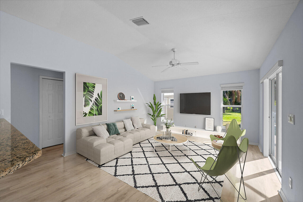 PORT ST LUCIE SECTION 13 - Residential