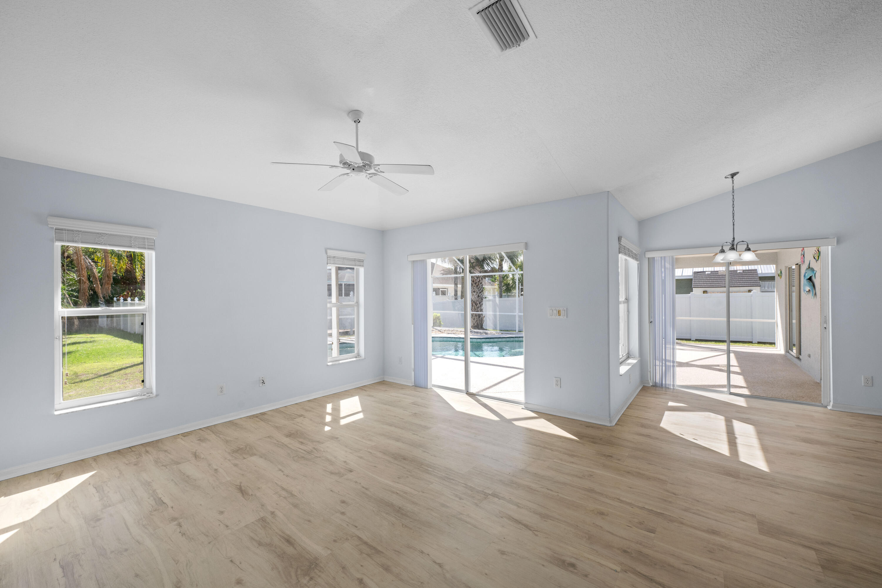 PORT ST LUCIE SECTION 13 - Residential