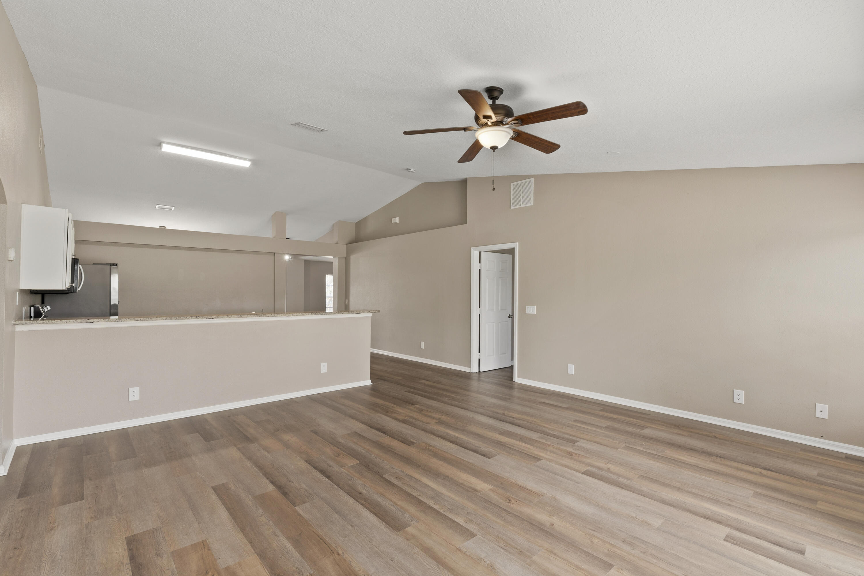 PORT ST LUCIE SECTION 8 - Residential