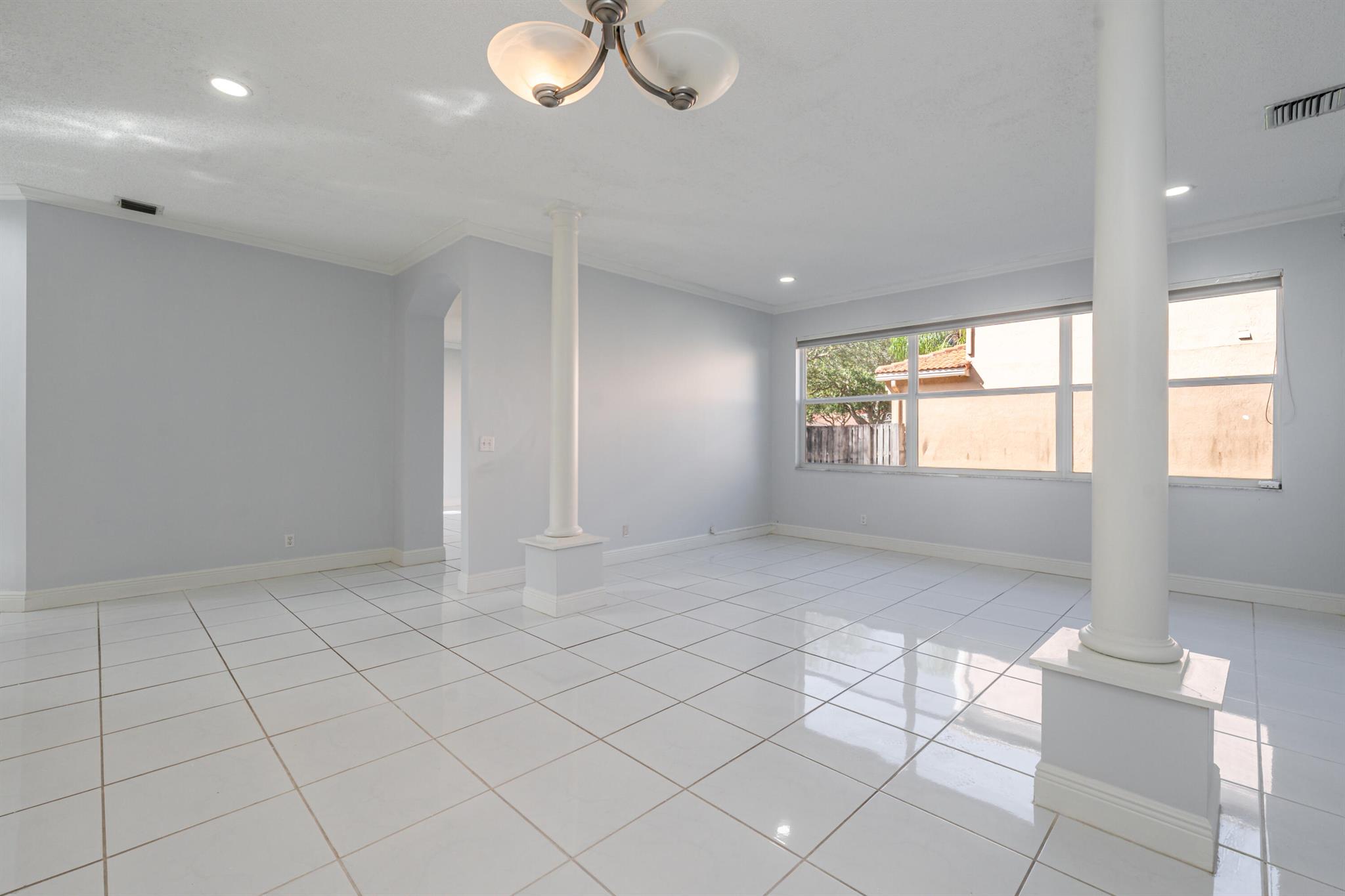 EMBASSY LAKES PHASE III 1 - Residential
