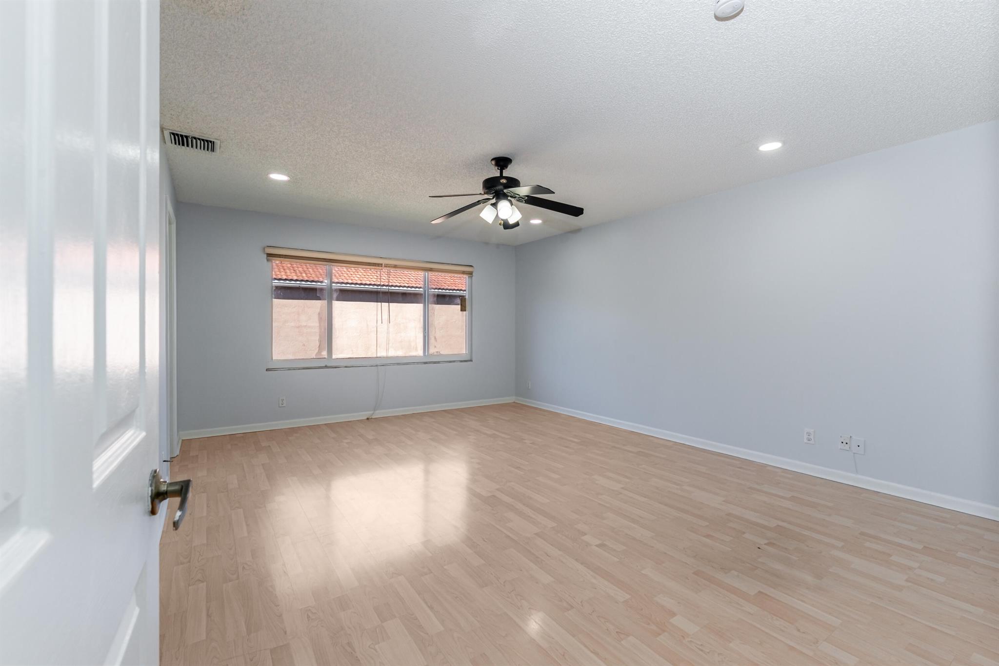 EMBASSY LAKES PHASE III 1 - Residential